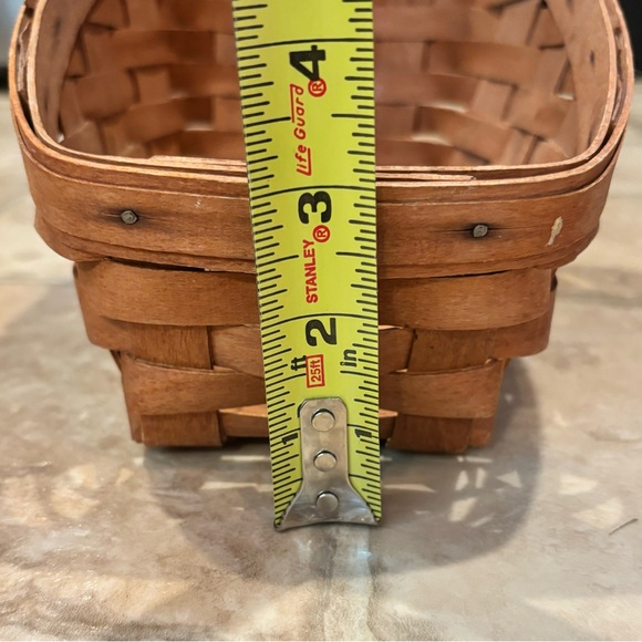 Longaberger 1990 Slanted Vegetable Basket EUC Signed - Picture 6 of 11